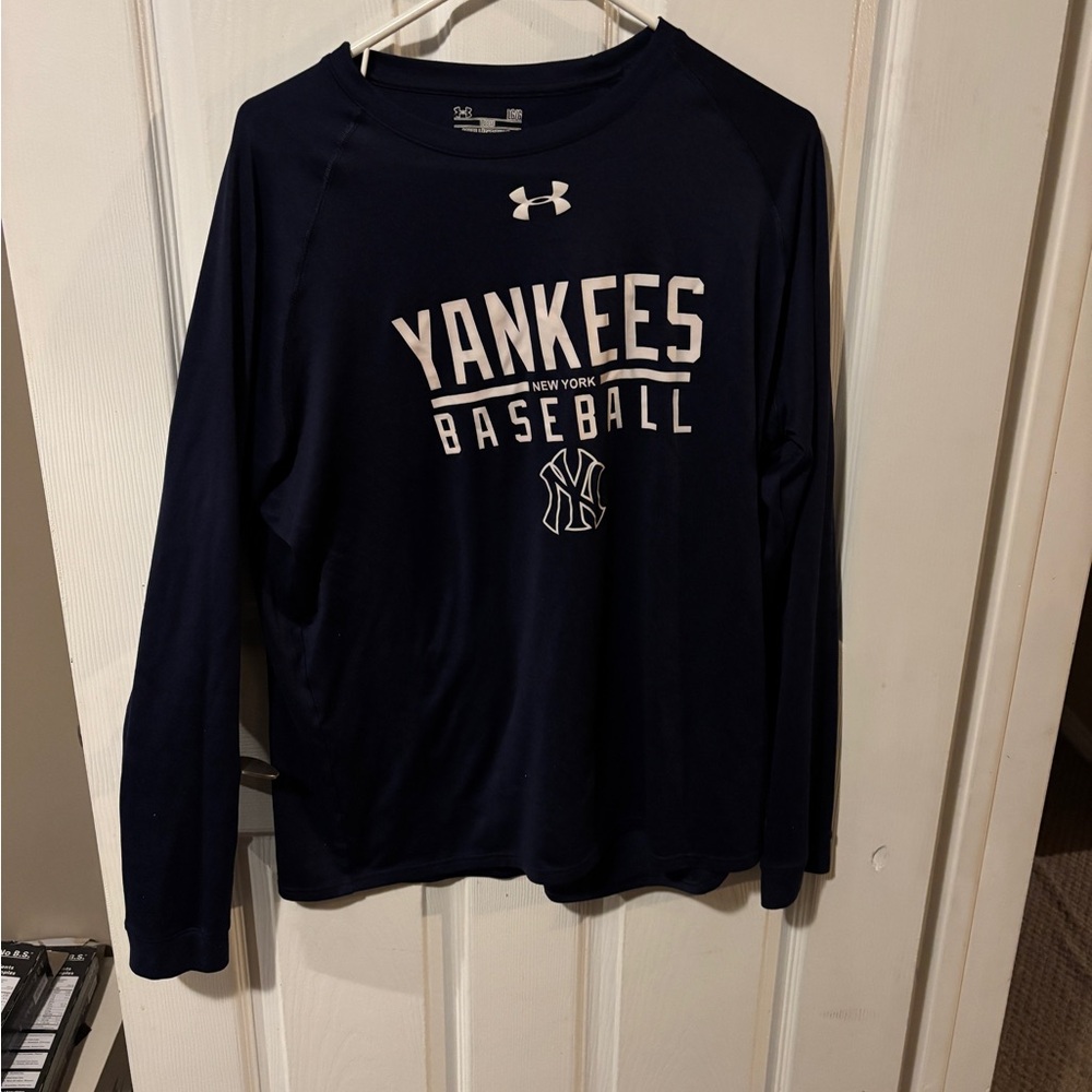 Under Armour Navy Yankees Long Sleeve Tee